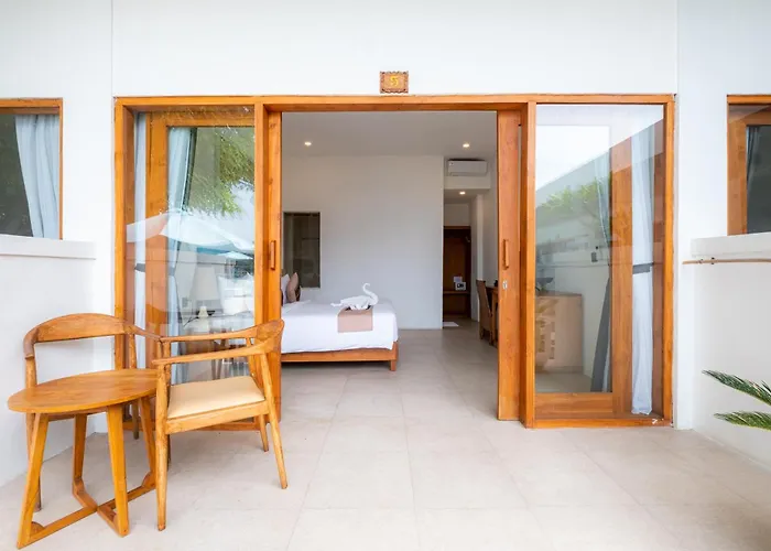 Amp Beach House
