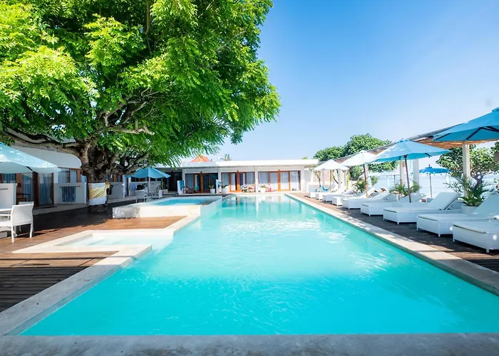 Amp Beach House