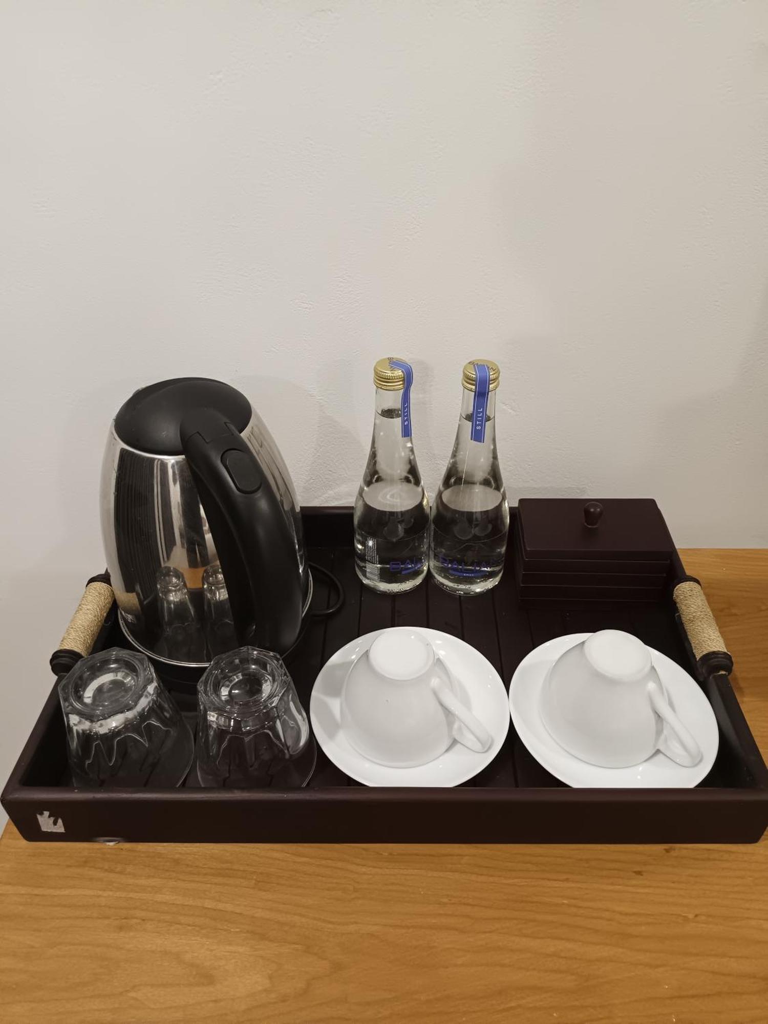 Hotel Amp House 4*